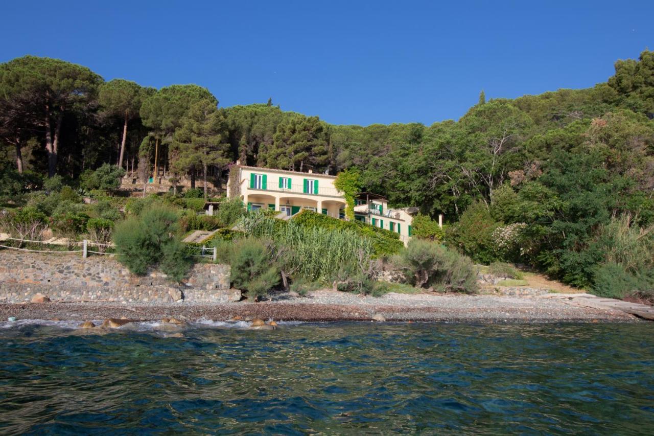 Villa Le Sprizze A Bordo Del Mare - Goelba Марчиана-Марина Экстерьер фото