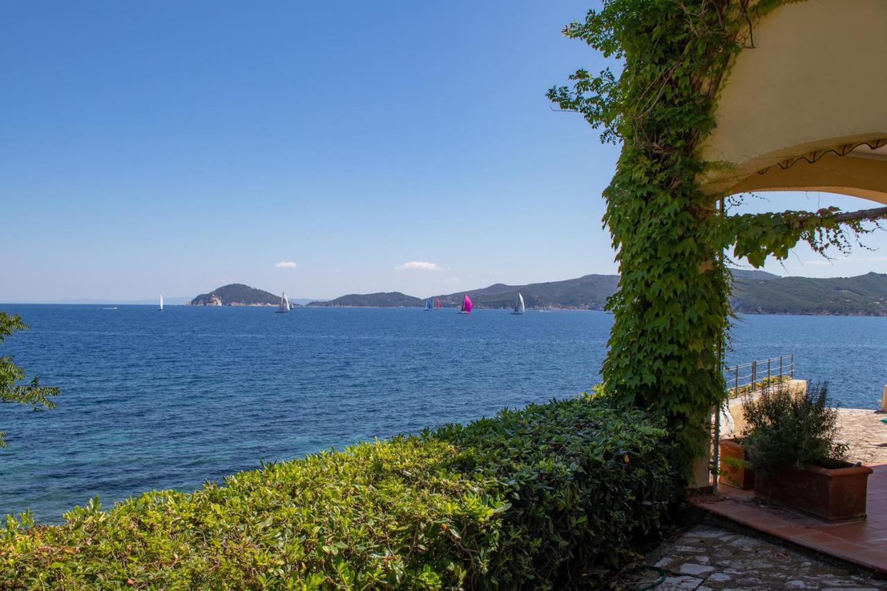 Villa Le Sprizze A Bordo Del Mare - Goelba Марчиана-Марина Экстерьер фото