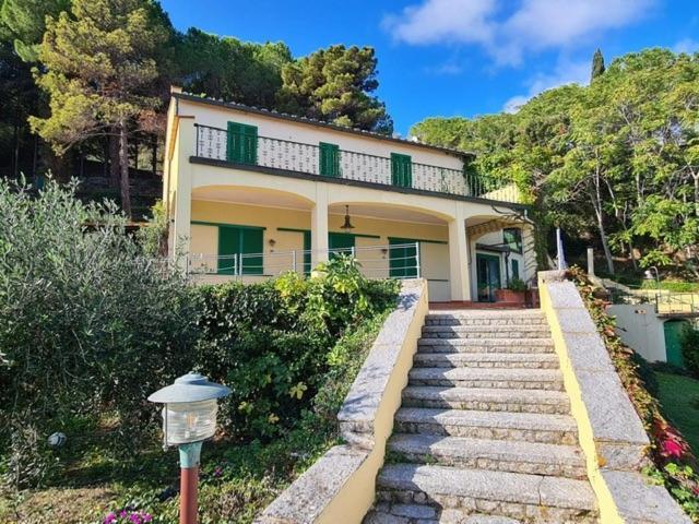 Villa Le Sprizze A Bordo Del Mare - Goelba Марчиана-Марина Экстерьер фото